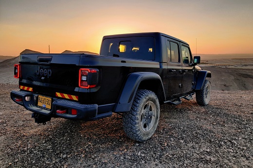 מבחן השוואתי - גיפ רנגלר - פורד ברונקו - טויוטה לנד קרוזר - גיפ גלדיאטור